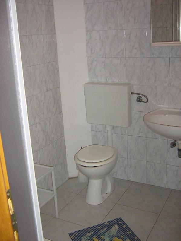 One-Bedroom Apartment with Balcony image 4
