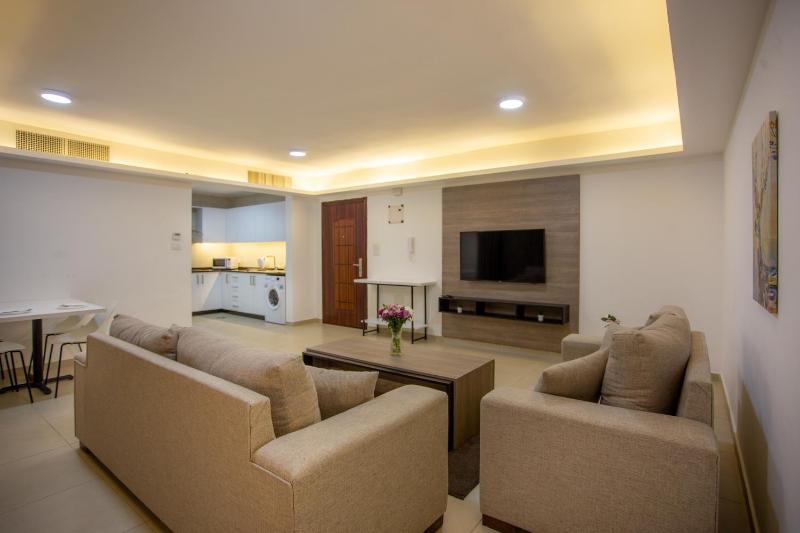 Triple A Hotel Suites - image 9