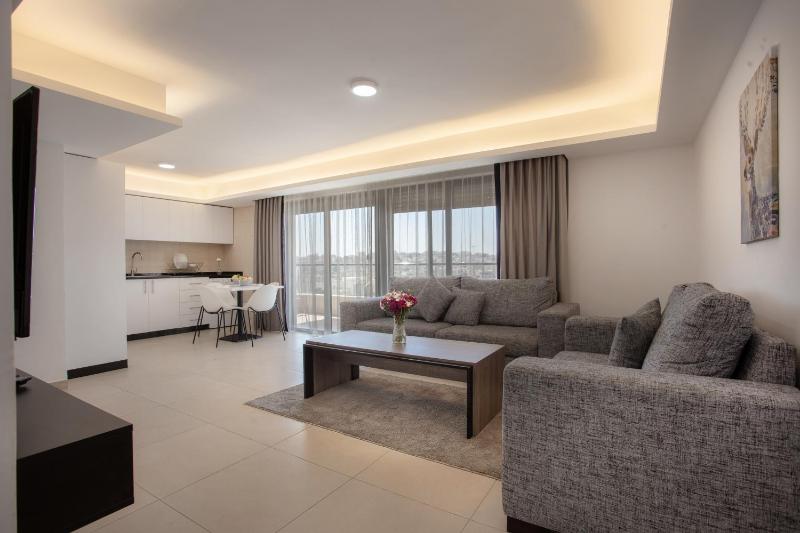 Triple A Hotel Suites - image 16