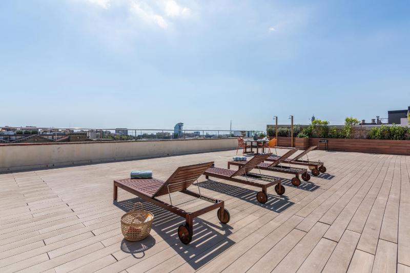 One-Bedroom Superior Apartment image 2