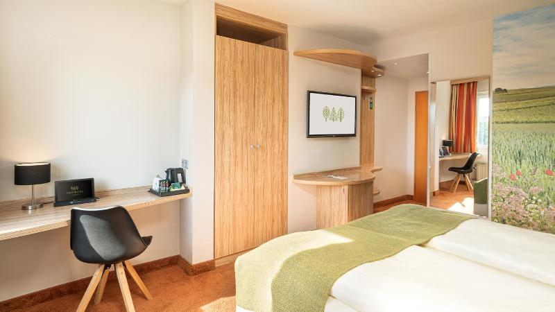 Superior Park Double Room image 3