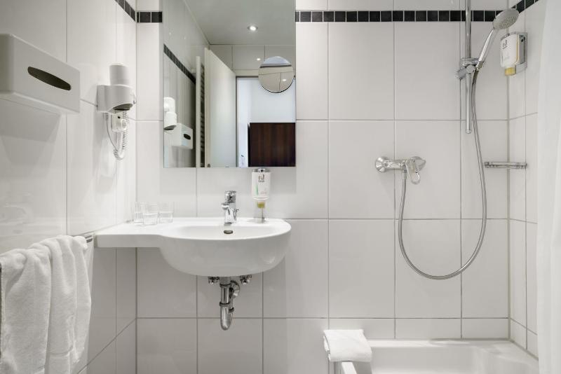 Comfort Double Room with Sofa Bed image 4