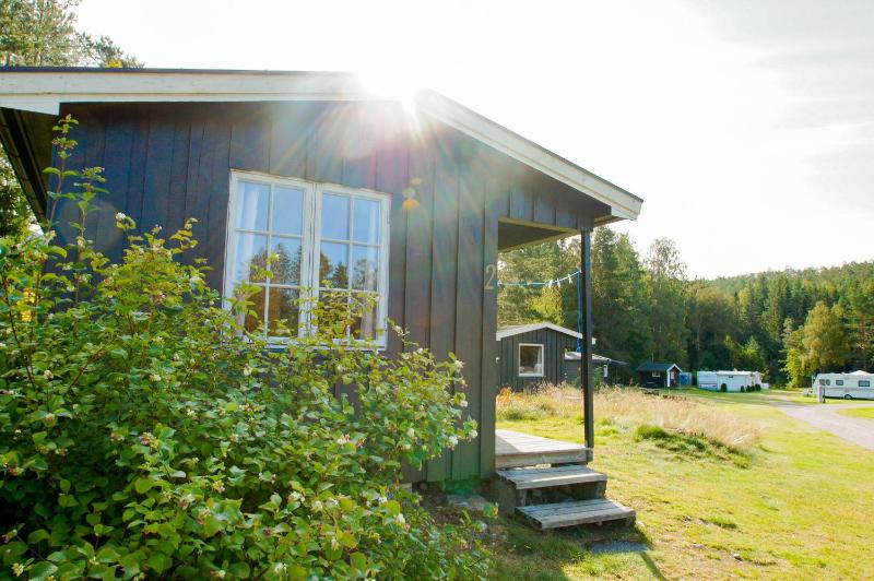 One-Bedroom Cottage image 1
