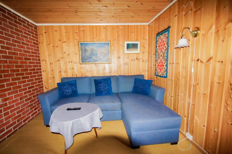 Three-Bedroom Cottage image 4