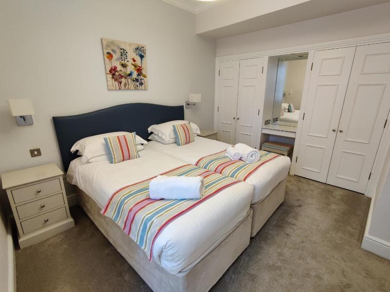 Two-Bedroom Apartment image 4