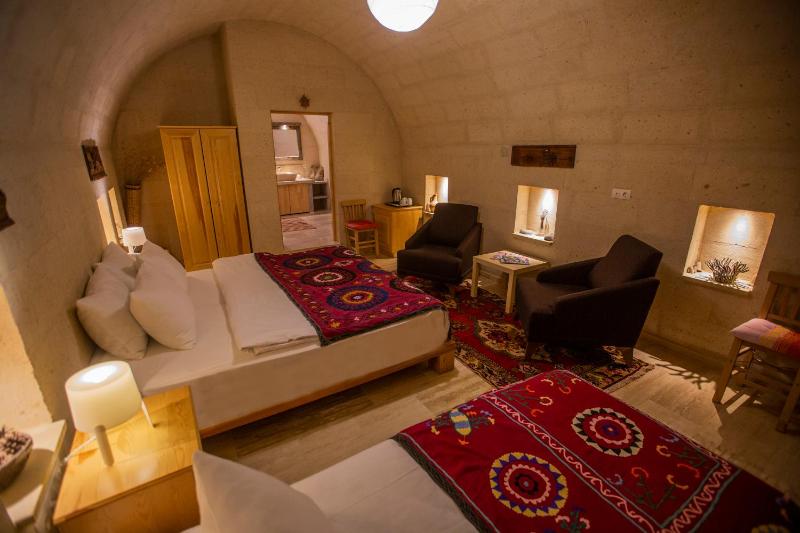 Deluxe Room image 4