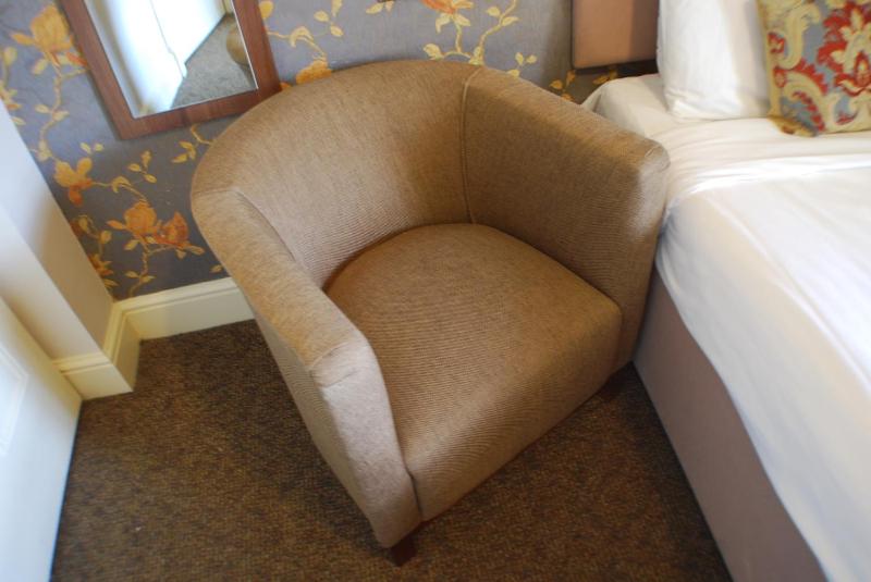 Single Room image 3