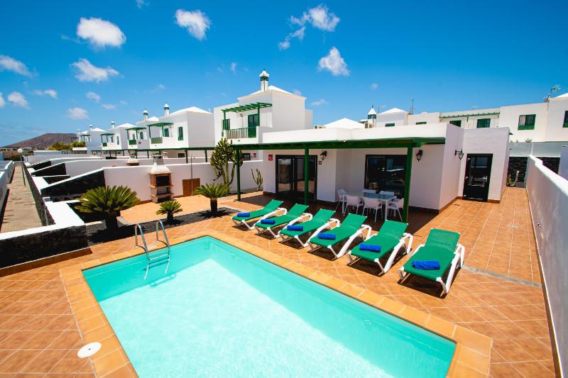 Villa with Private Pool image 1