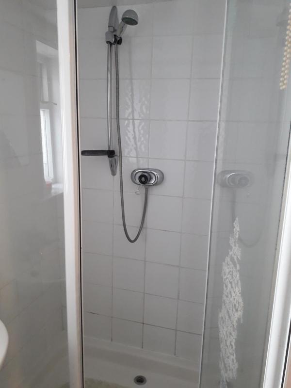 Attic Single Room with Shared Bathroom image 1