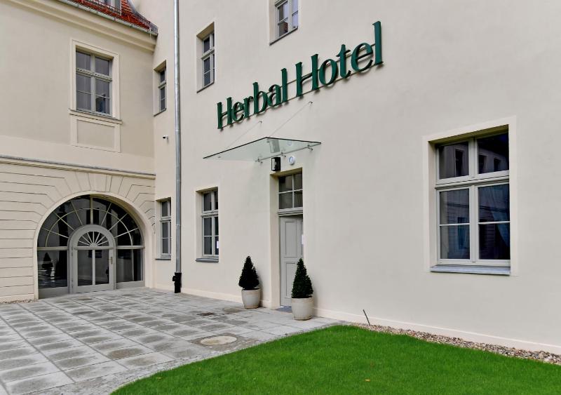 Herbal Hotel Wrocław - image 16