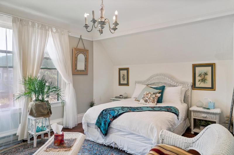 San Francisco Retreat Just Steps from Golden Gate Park and Ocean Beach! home - image 7