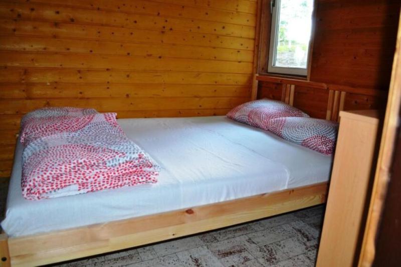 Bungalow (3 Adults) with Shared Bathroom  image 3