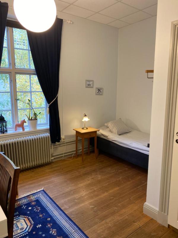 Single Room image 1