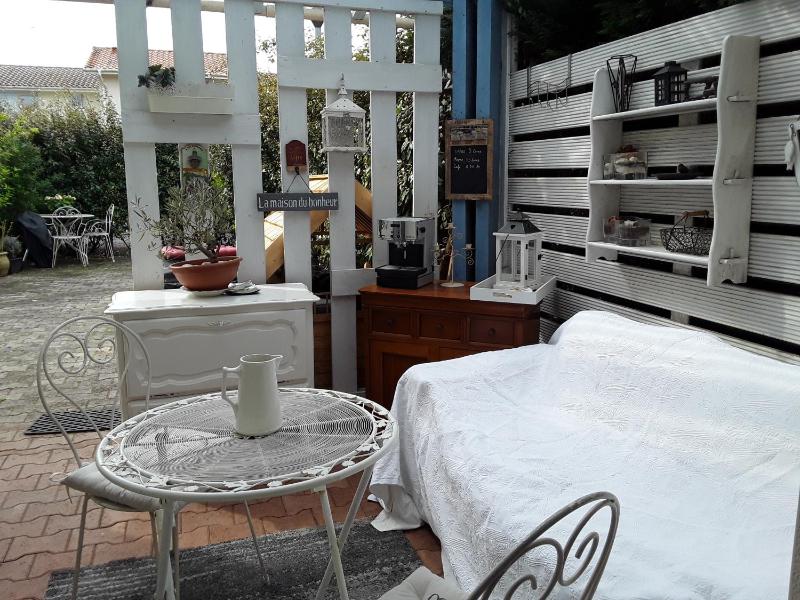 Tiny House et chambre chez l habitant - image 9