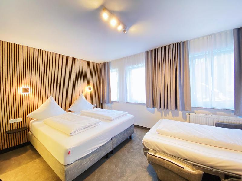 Triple Room image 1