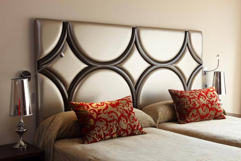 Double or Twin Room image 1