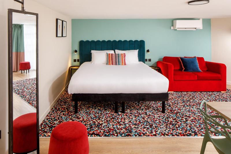 ibis Styles Bournemouth - image 9