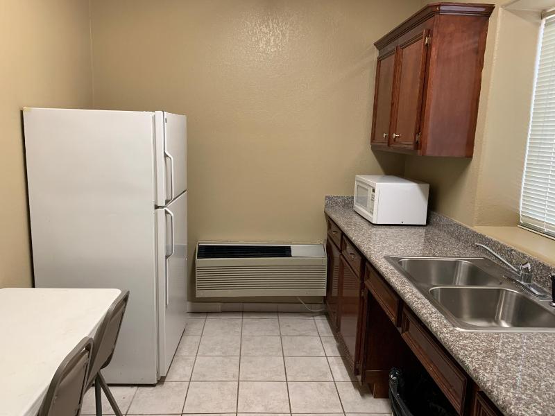 Quality Suites Houston NW Cy-Fair - image 50