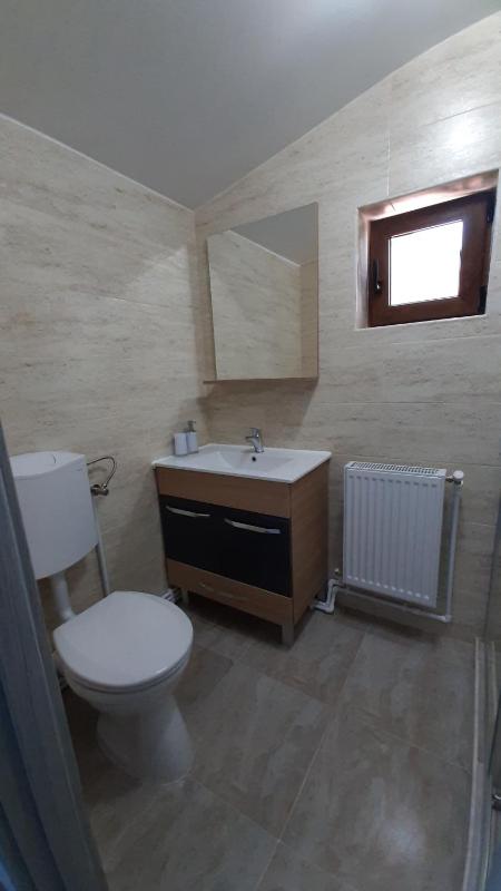 Double Room with Lake View image 3