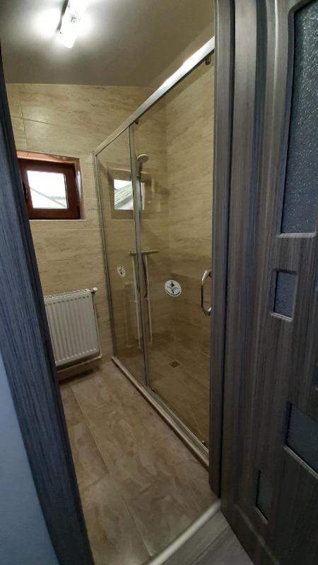 Double Room with Lake View image 4