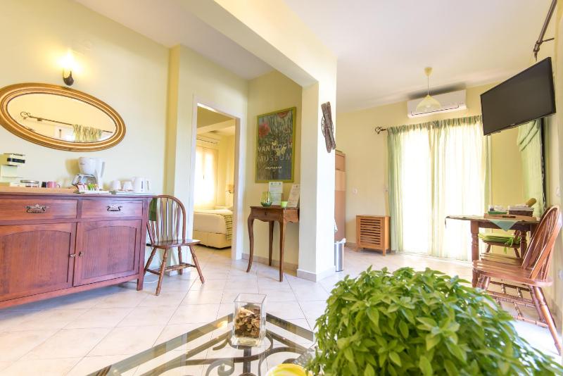 Apartment Potha image 1