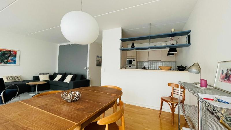 Room 1