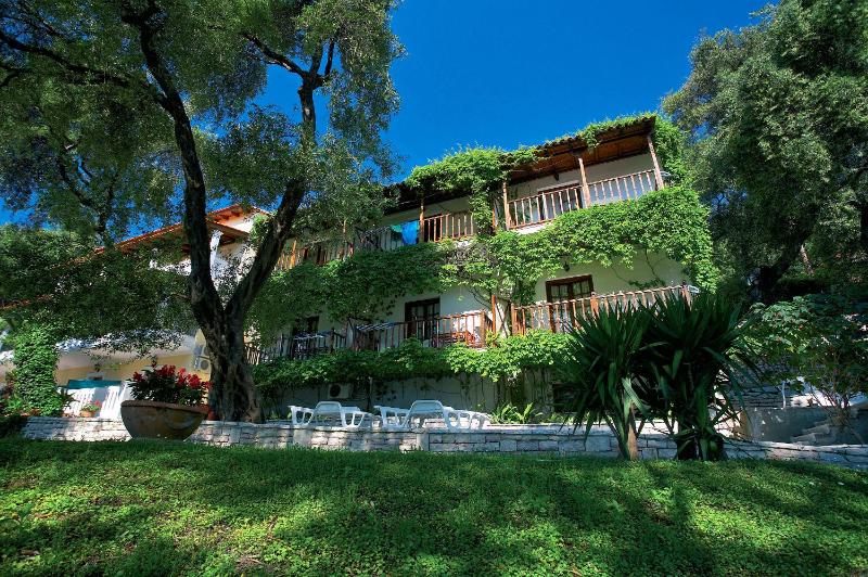 Magda's Hotel Apartments - image 24