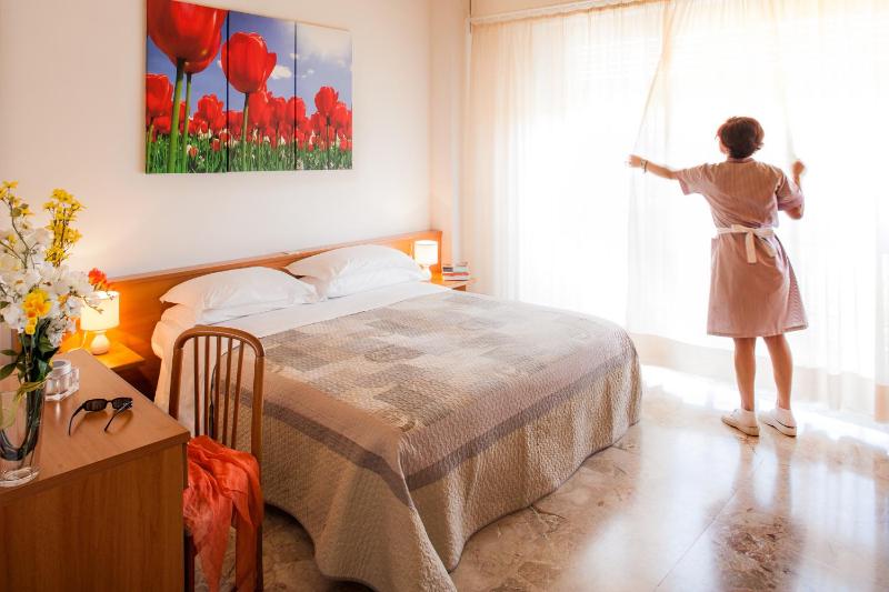 Double or Twin Room with Balcony image 3