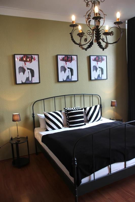Apartment image 3