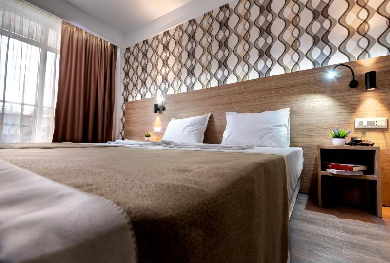 Suite with Balcony  image 4