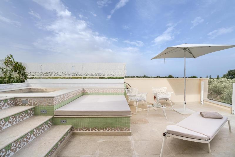 Suite with Terrace image 4