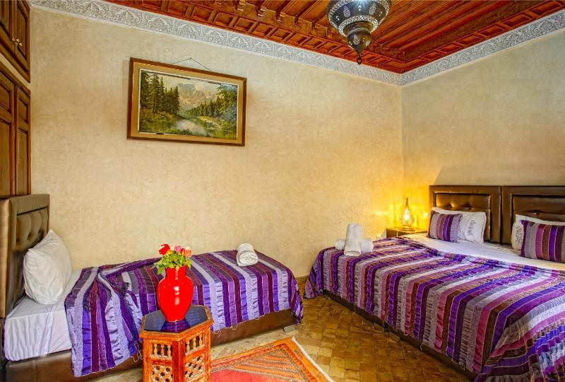 Riad Lakhdar - image 12