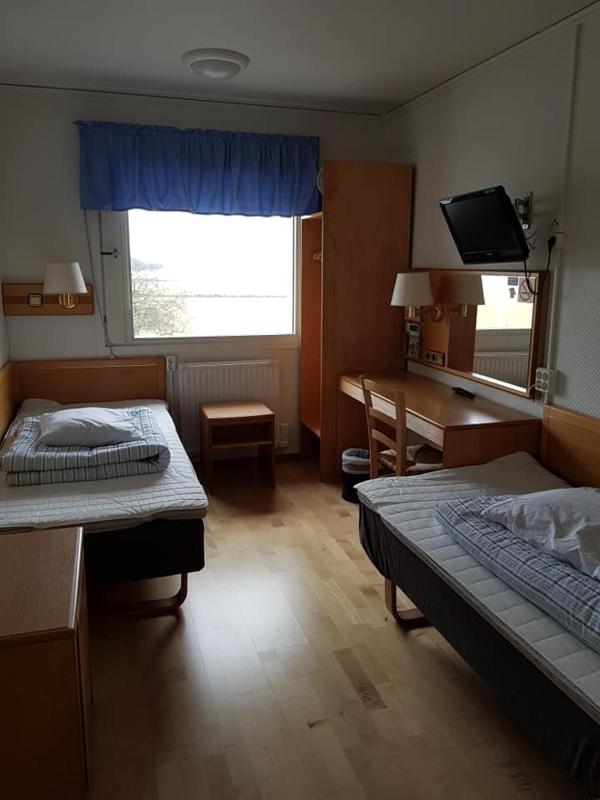 Double Room with Shared Toilet image 4