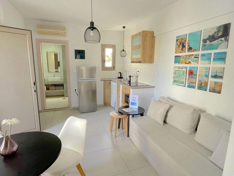 Two-Bedroom Apartment image 4