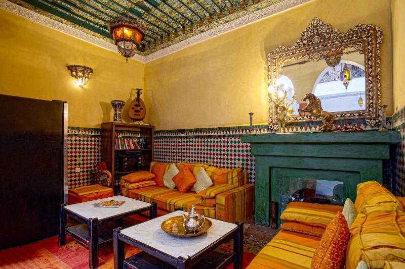 Riad Lakhdar - image 8