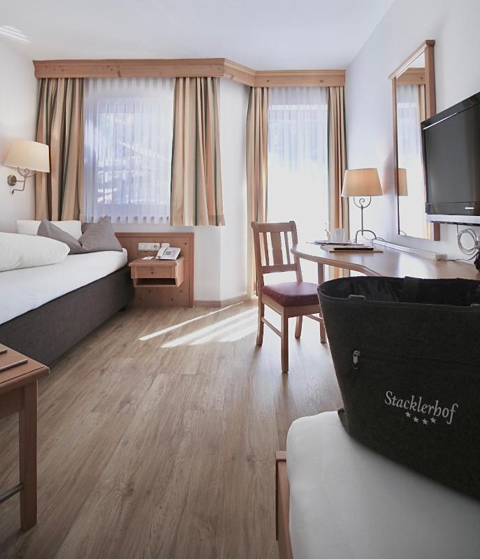 Single Room image 4