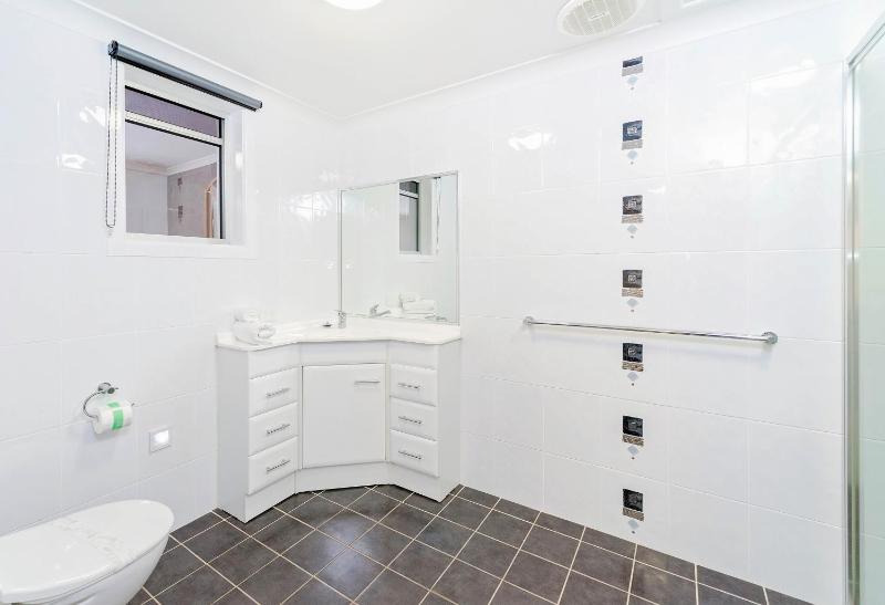 Adrift Apartments Yamba - image 8
