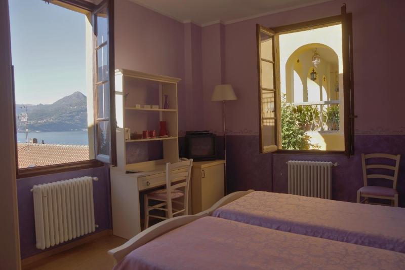 Double or Twin Room image 2