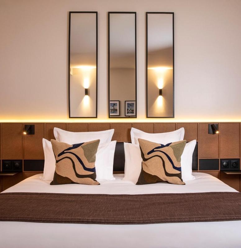Small Double Room image 1