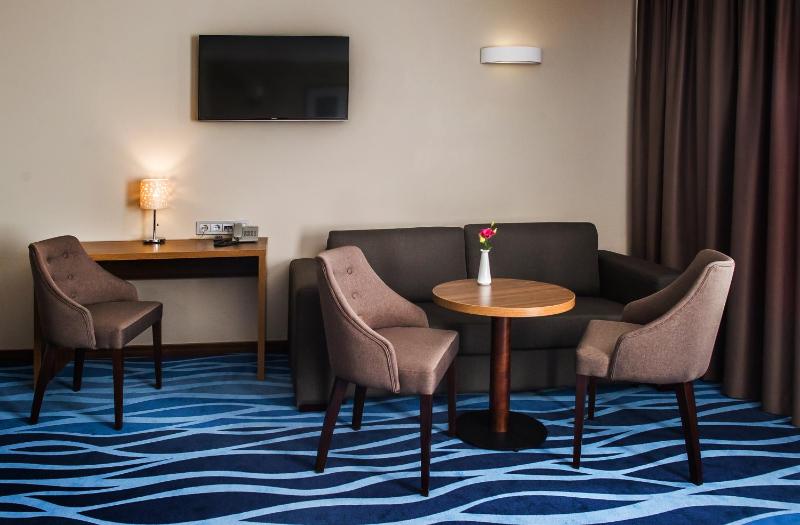 Superior Double Room image 3