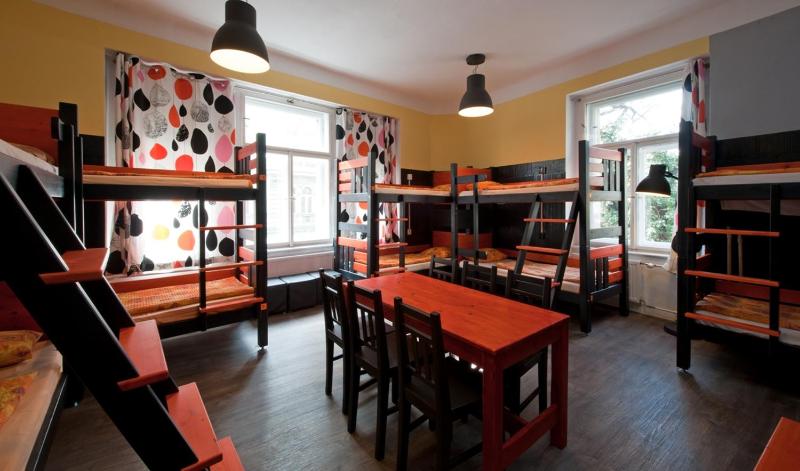 Bed in 12-Bed  Mixed Dormitory Room image 3