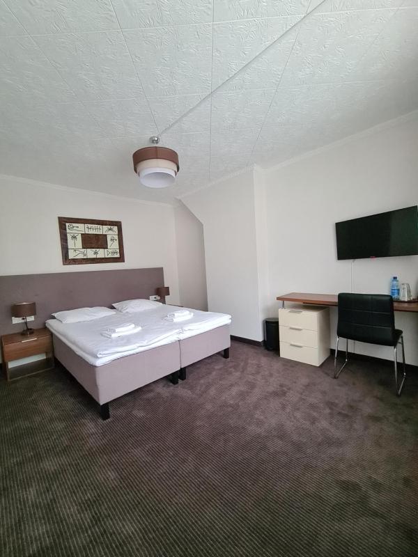 Deluxe Double Room with Balcony image 1
