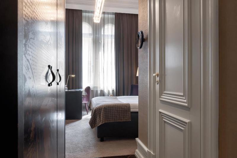 Superior Double Room image 1