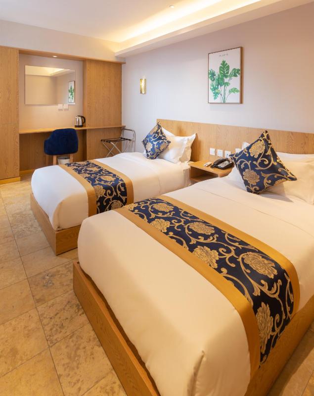 VANCII Hotel - image 2