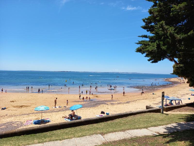 Apartments in Phillip Island Towers - Block C - image 27