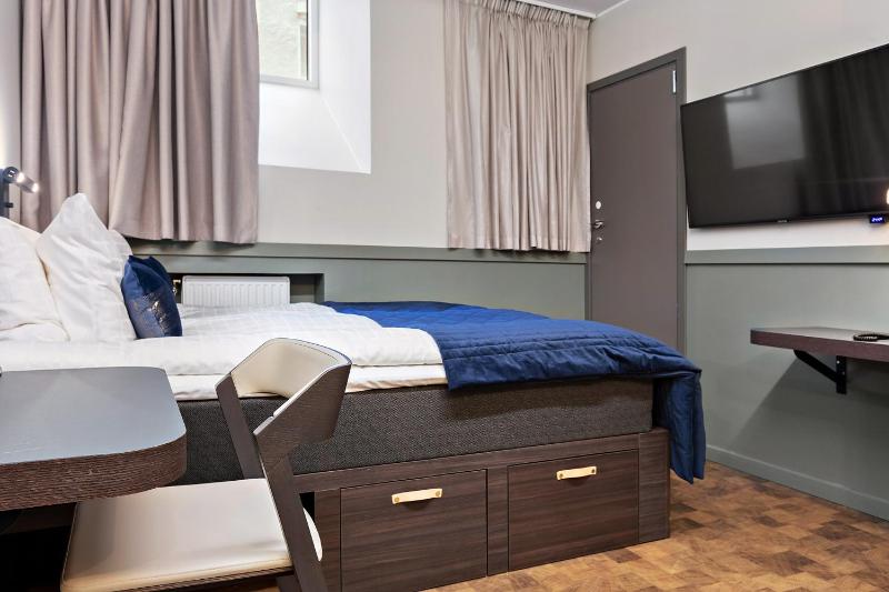 Superior Queen Room - Non-Smoking image 2