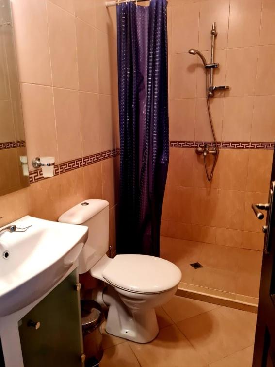 Junior Suite with Balcony image 3