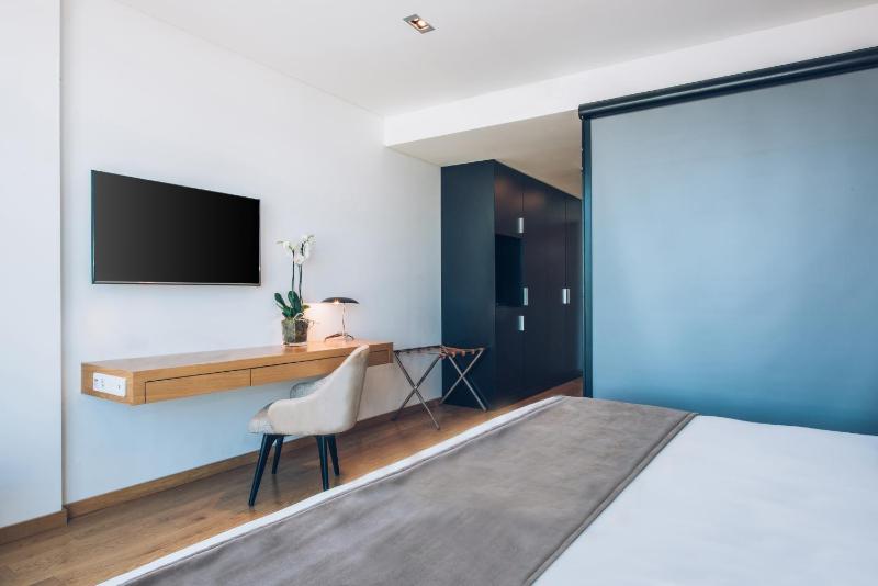 Superior Double Room image 4