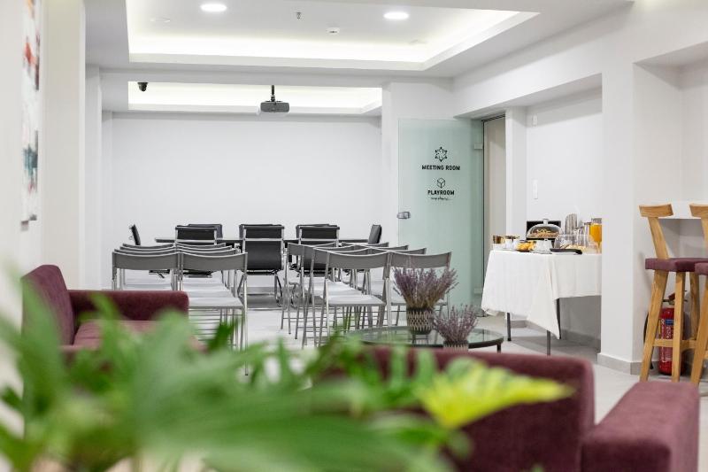 Morum City Hotel Chania - image 40