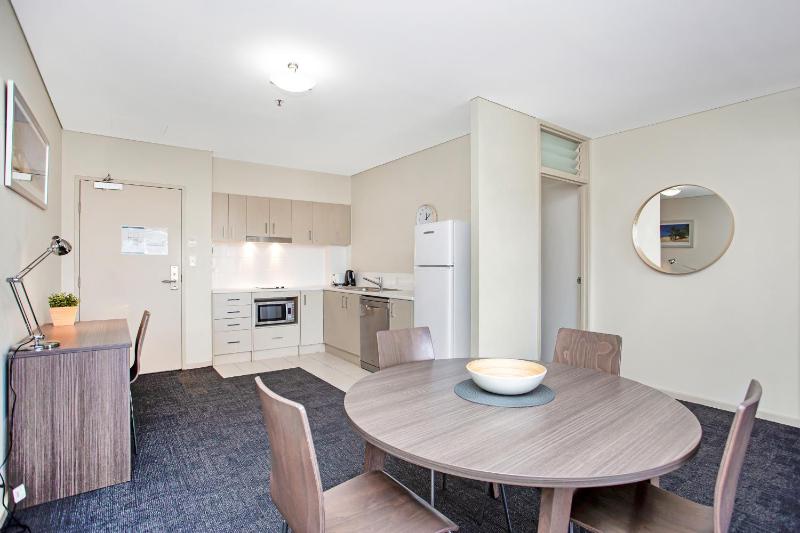 Hume Serviced Apartments - image 6